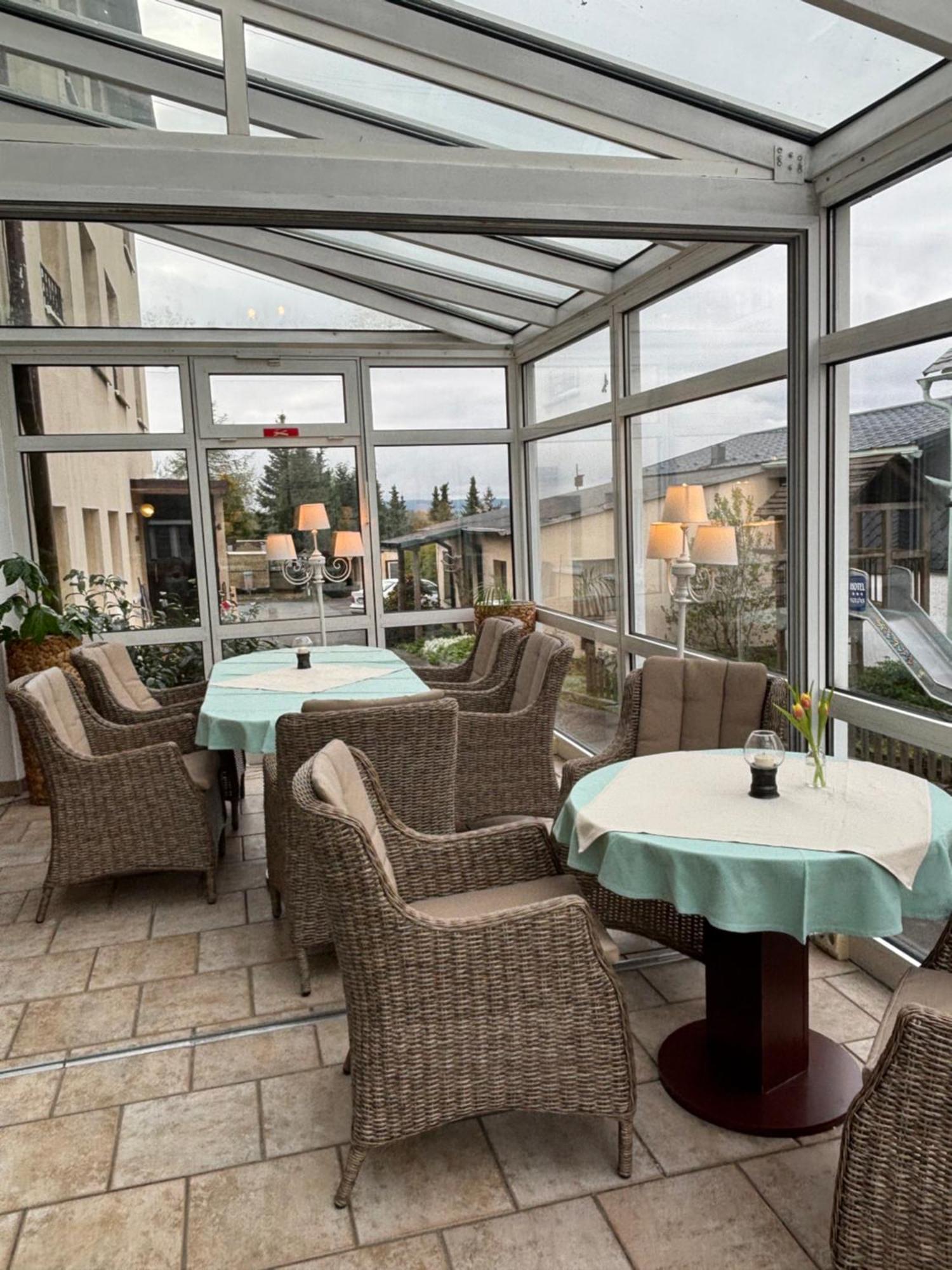 Hotel Burghof Oberweißbach Eksteriør bilde