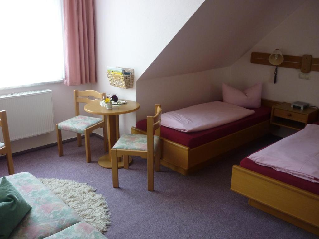 Hotel Burghof Oberweißbach Rom bilde